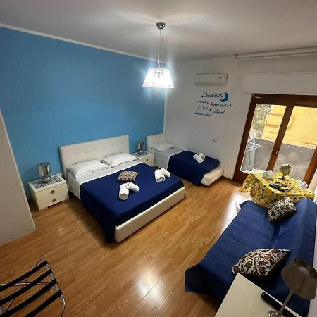 Iris Room Palermo Esterno foto