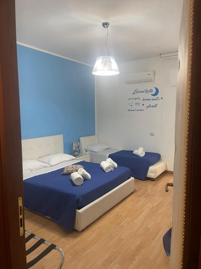 Iris Room Palermo Esterno foto